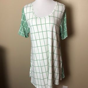 LuLaRoe perfect tee
